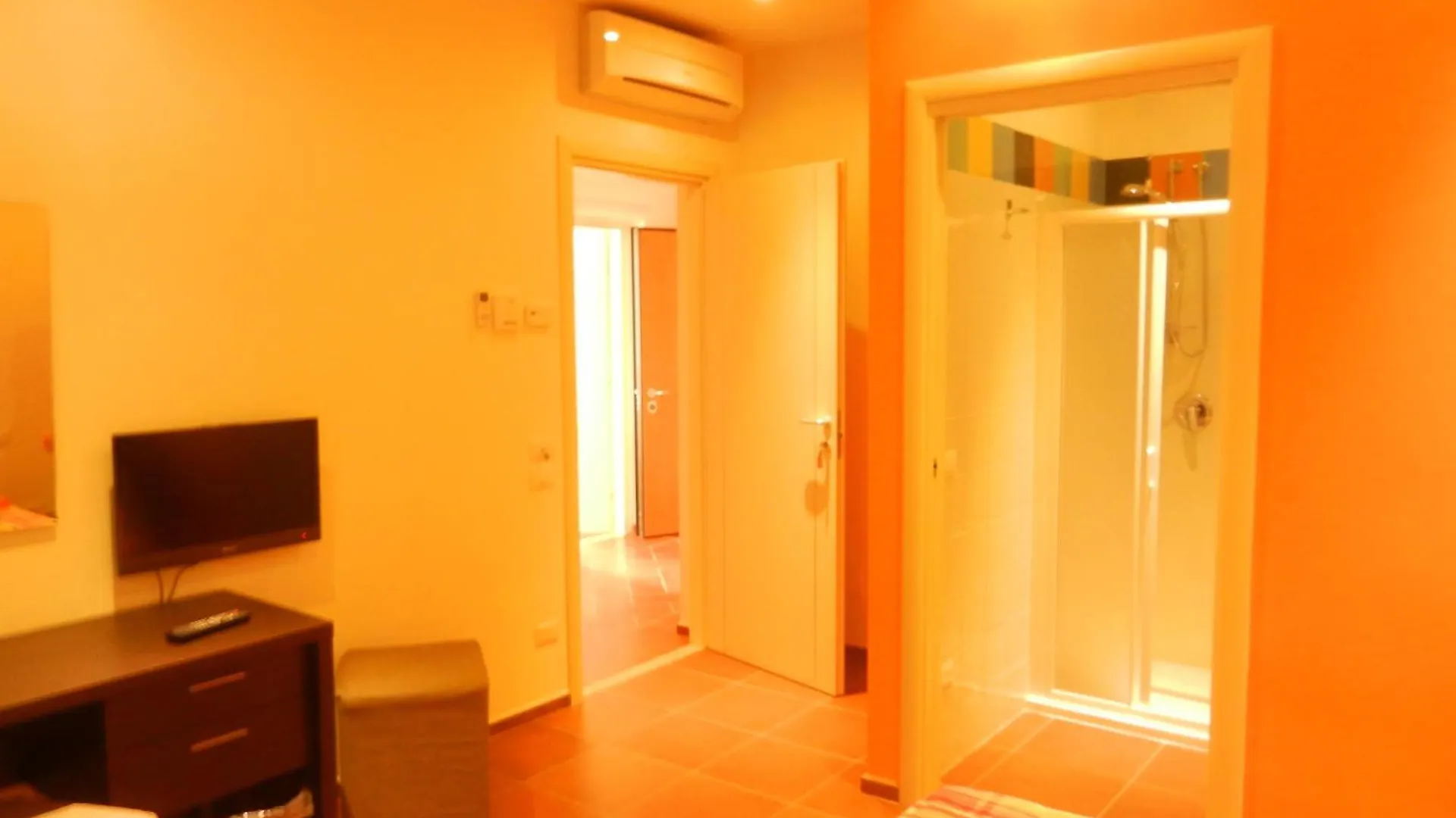 B&B Ad Hoc Costa di Mezzate 0*,  Italien